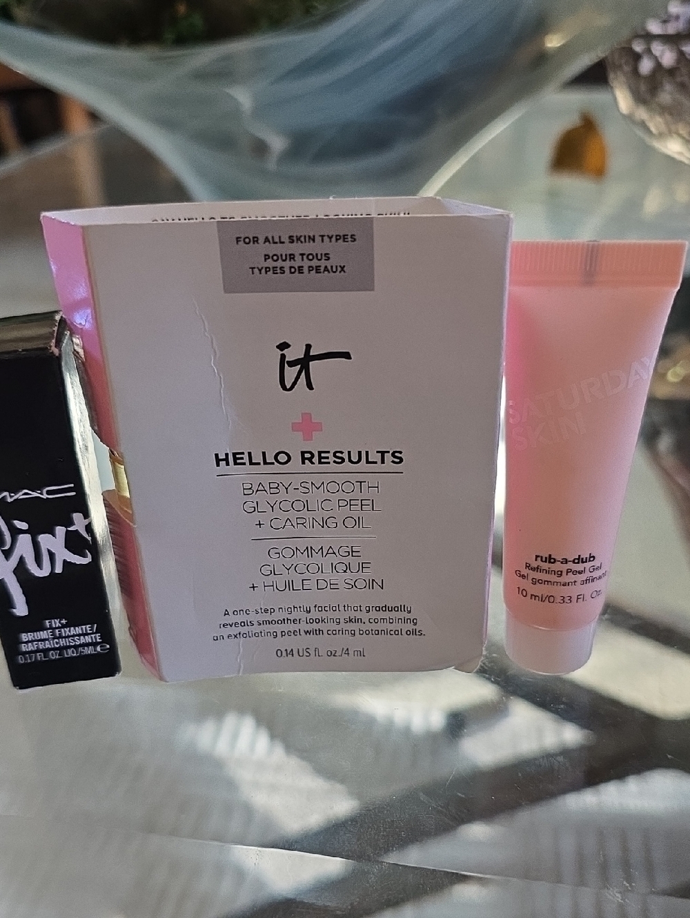 it cosmetics Hello Results Baby-Smooth Glycolic Peel + Caring Oil Deluxe Sample